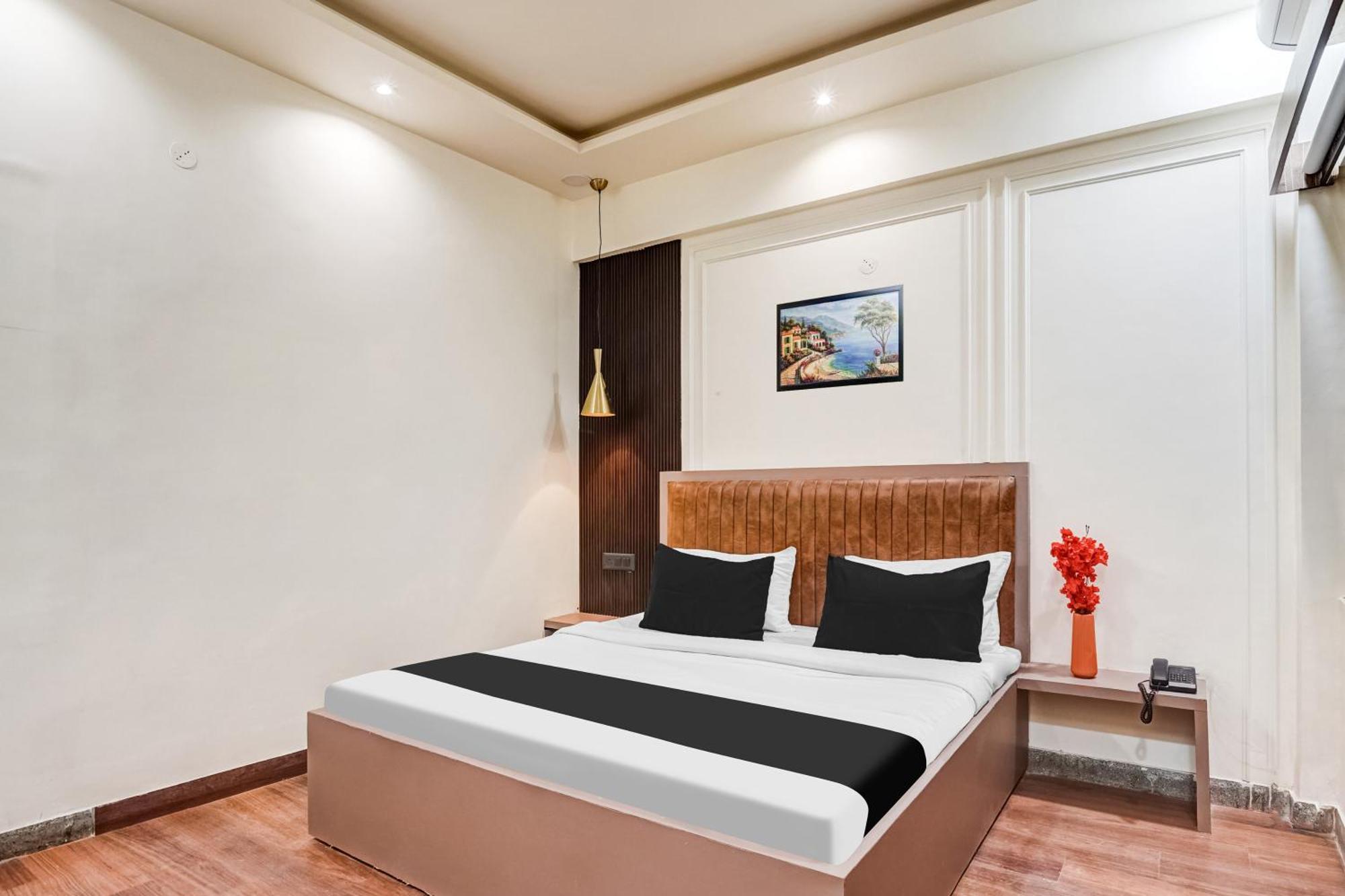 Super Collection O Ratan Lal Nagar Hotel Kanpur Eksteriør billede